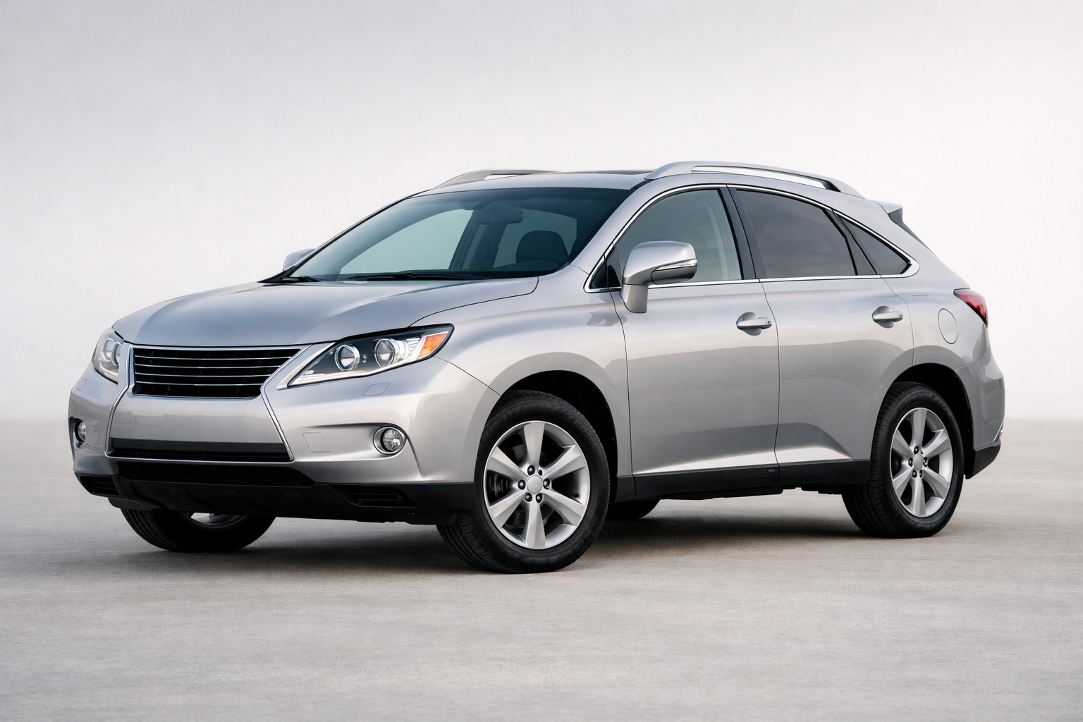 Test Lexus RX 2009-2015: crossover confortabil pentru viata de zi cu zi