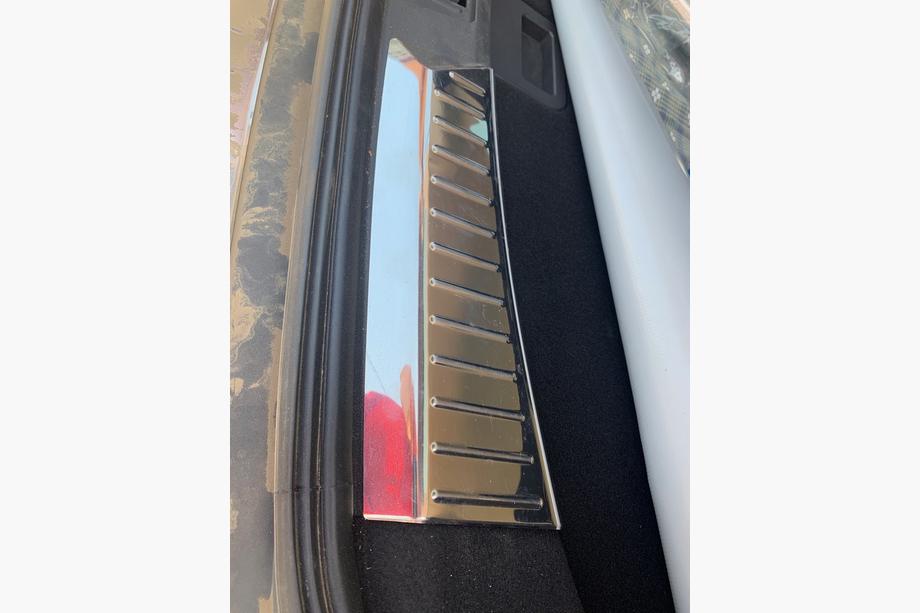 Ford Kuga/Escape 2013-2019 Protectie prag portbagaj 2013-2016 (2 buc, inox) Foto 4