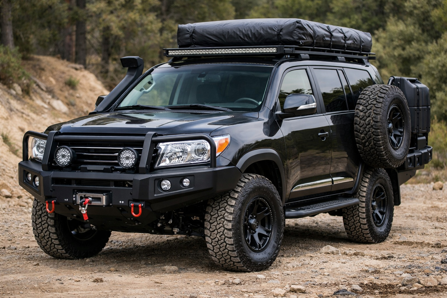 Toyota Land Cruiser 200 dupa achizitie: ce pui prima data si ce mai asteapta