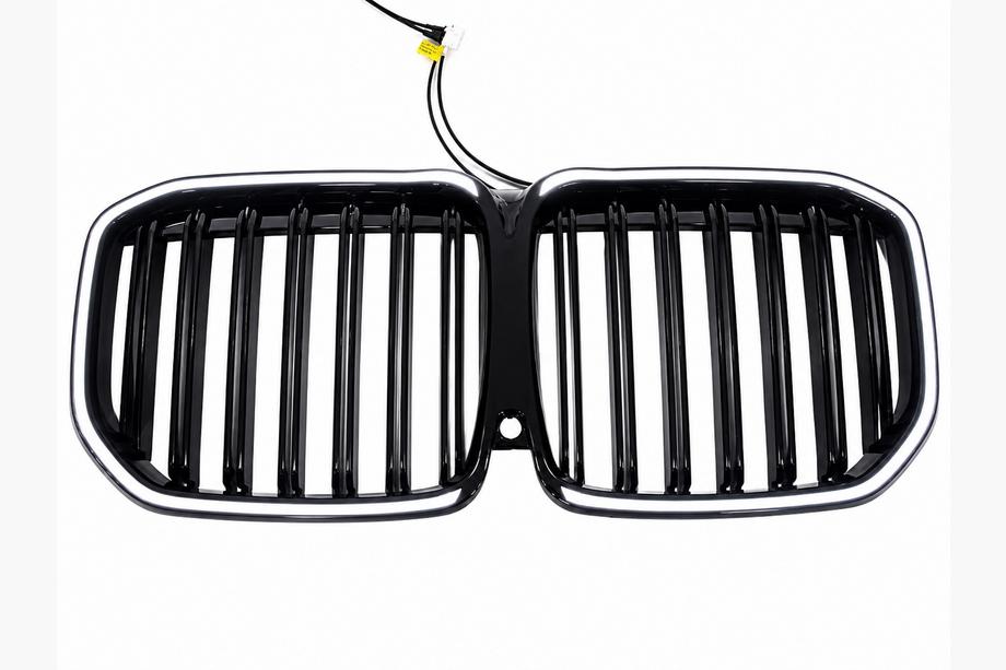 BMW X7 G07 2019- Grile tip rinichi M-Look LED (2019-2022, negru lucios) Foto 6