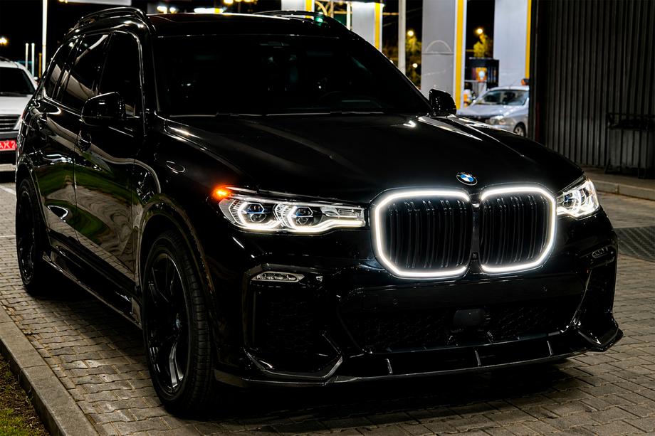 BMW X7 G07 2019- Grile tip rinichi M-Look LED (2019-2022, negru lucios) Foto 1