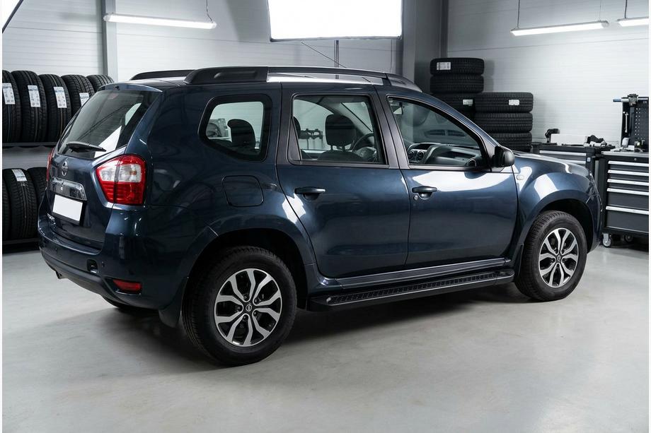 Nissan Terrano 2014- Praguri laterale Allmond Black (2 buc., Aluminiu) Foto 1