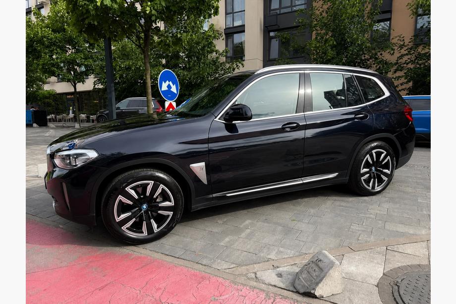 BMW X3 G01 2018- Railinguri de plafon OEM integrate cromate (Aluminiu) Foto 1