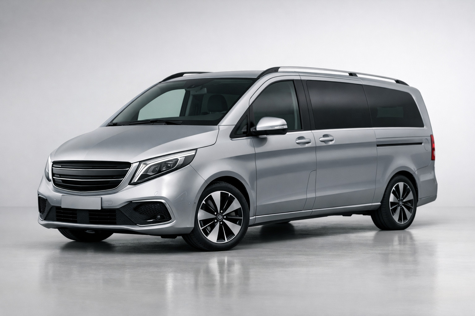 Test Mercedes-Benz EQV 300: minivan electric pentru business si familie