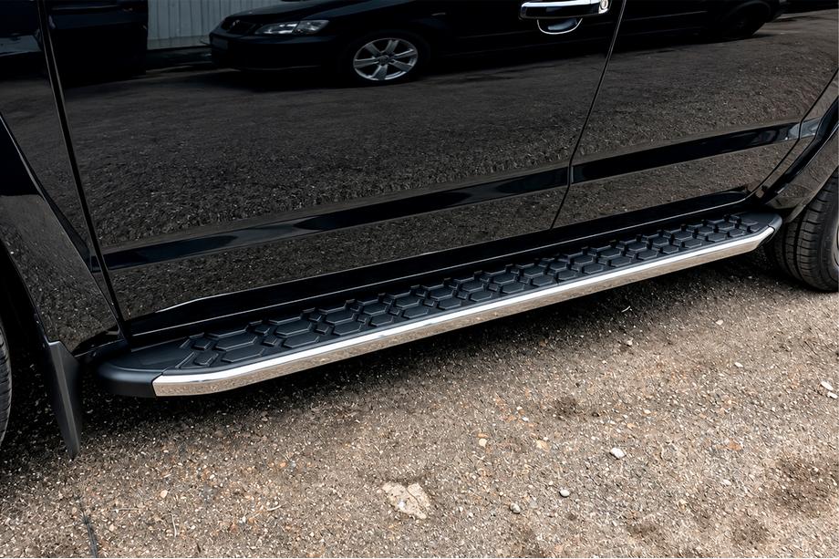 Volkswagen Amarok 2010-2022 Praguri Laterale BlackLine (2 buc, Aluminiu) Image