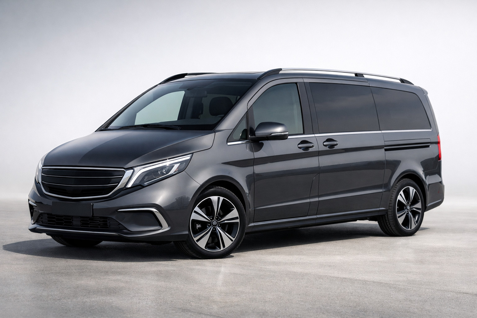 Test Mercedes-Benz EQV 300: minivan electric pentru business si familie
