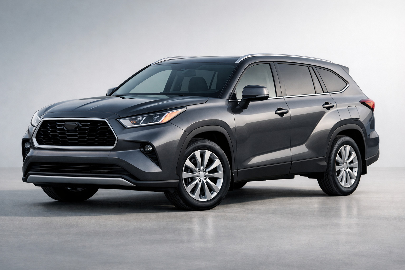 Test Toyota Highlander generatia IV: un crossover de familie fiabil