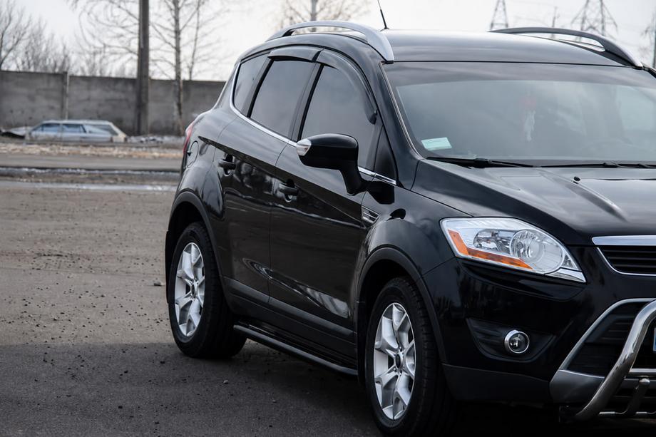 Ford Kuga 2008-2013 Praguri laterale Premium (2 buc., inox) Black Foto 1