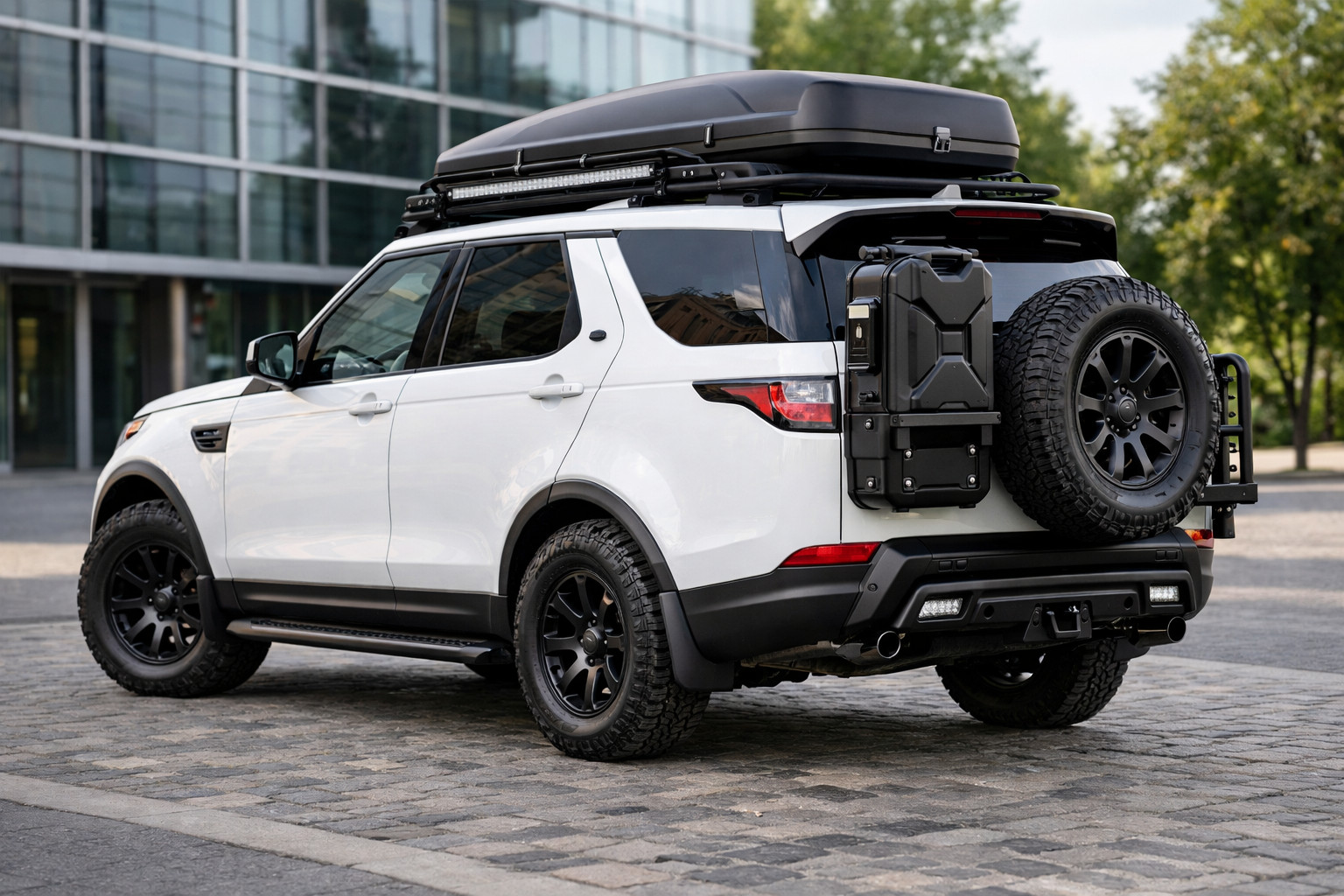 Pachet de upgrade pentru Land Rover Discovery 5 dupa achizitie: oras si calatorii