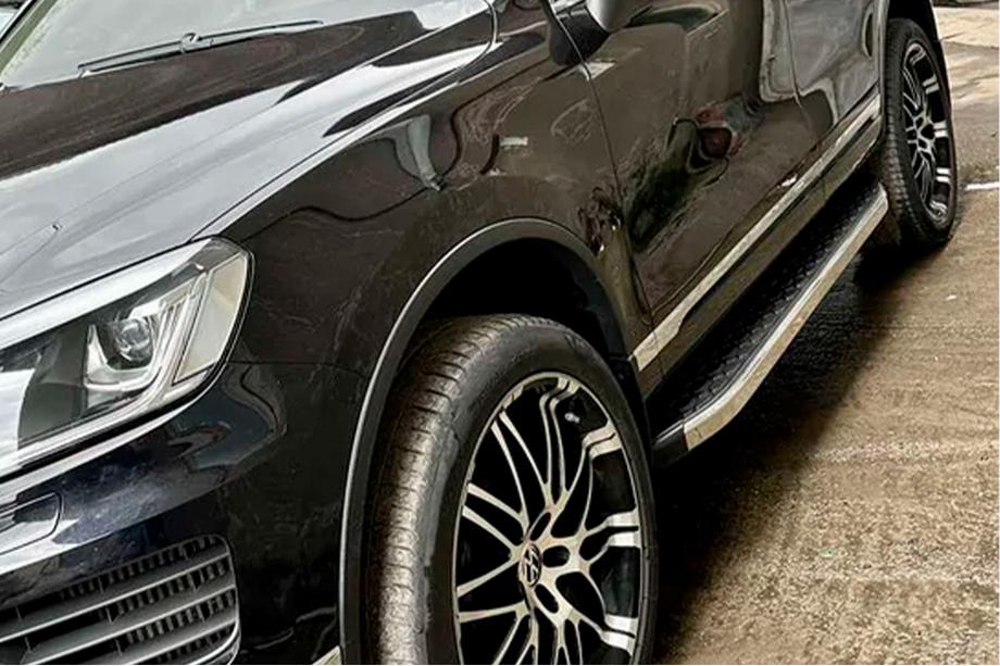 Volkswagen Touareg 2010-2018 Praguri Laterale BlackLine (2 buc, Aluminiu) Image