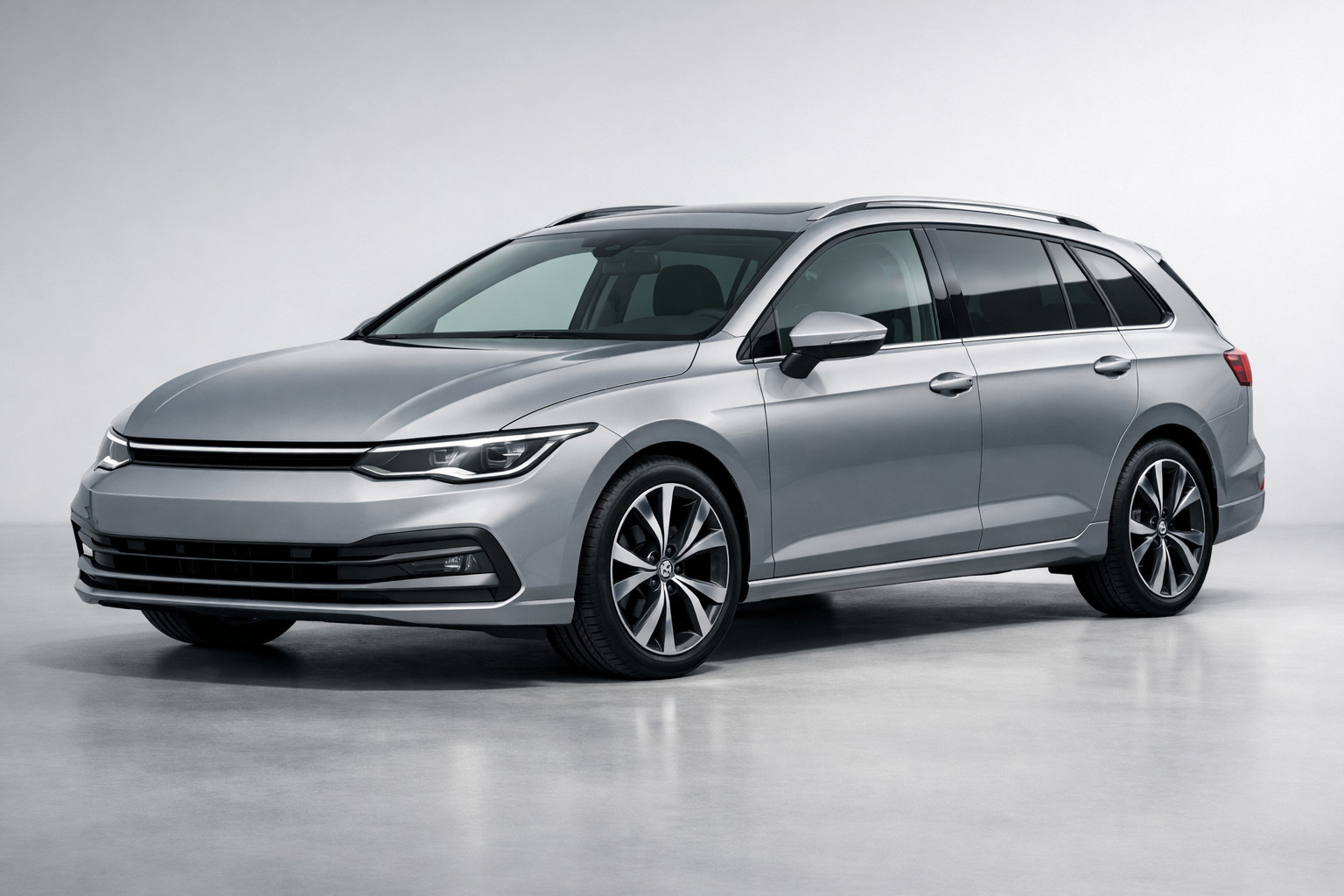 Test Volkswagen Golf Variant VIII 2024: break pentru zi de zi