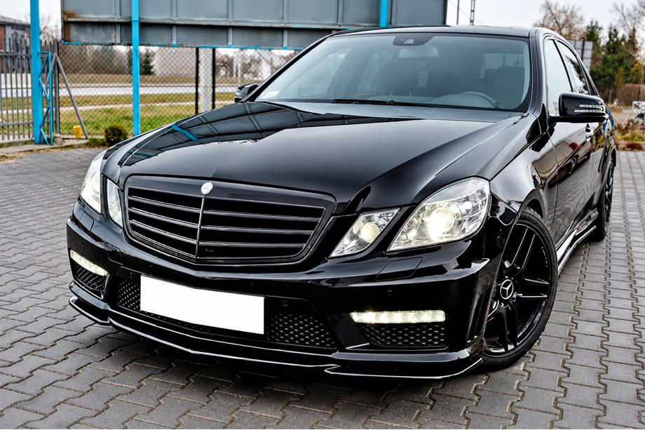 Mercedes E-class W212 2009-2016 Lip spoiler fata DPT (pentru E63 AMG, 2009-2012, negru lucios) Foto 1