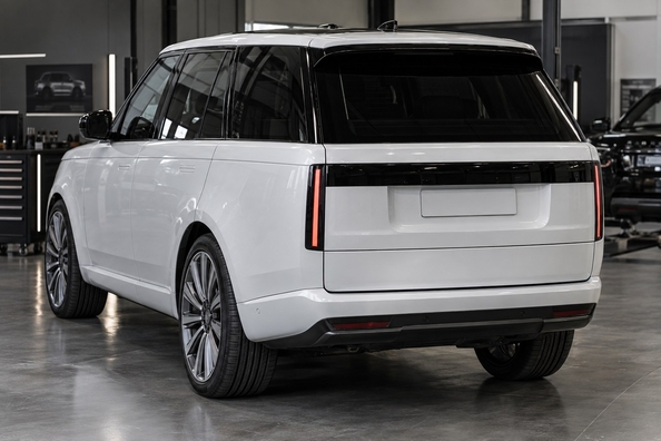 Range Rover L405 in stil L460: facelift, faruri si ce sa montezi Fotografie 1