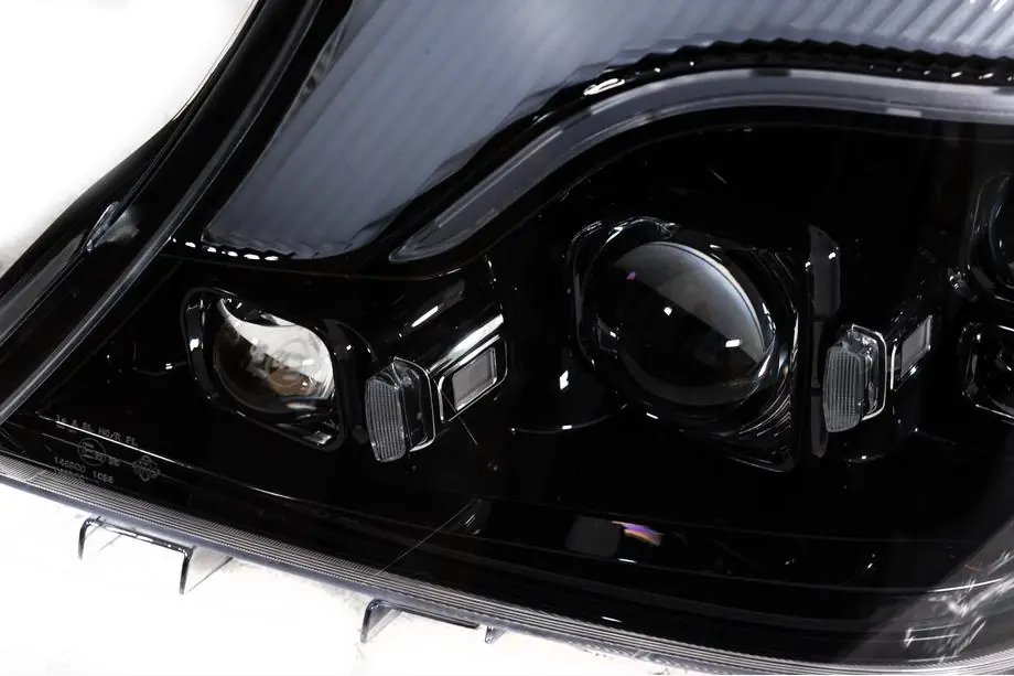 Mercedes Sprinter W906 2006–2018 Faruri fata XENON to LED (2013-2018, 2 buc) Foto 8