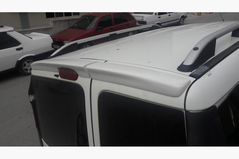 Fiat Doblo I 2005-2010 Spoiler spate Anatomic rabatabil (grunduit pentru vopsire) Image