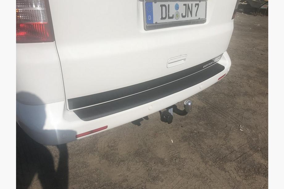 Volkswagen T5 Transporter 2003-2010 Protectie bara spate cu margine (plastic ABS) Lucios Foto 5