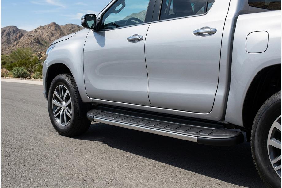 Toyota Hilux 2015- Praguri Laterale Duru (2 buc, Aluminiu) Image