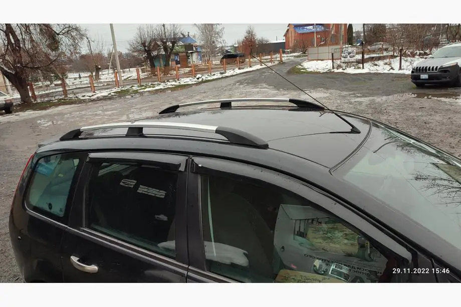 Ford C-Max 2004-2010 Bare Longitudinale Crom Image