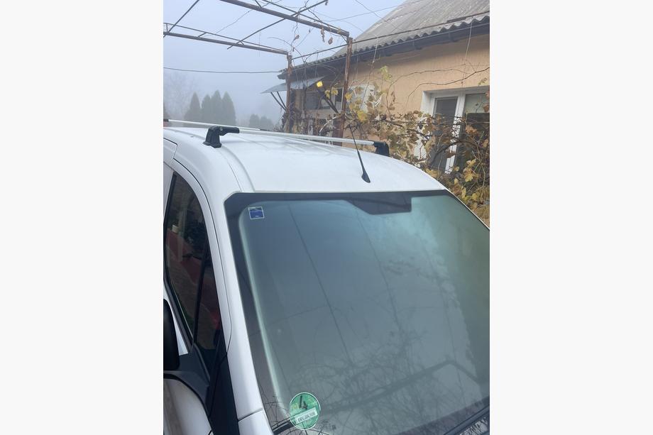 Ford Courier 2014-2023 Bare transversale pentru puncte de montaj originale, cu inchidere pe cheie (2 buc.) Foto 5