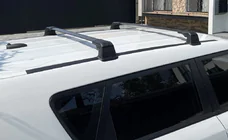 Opel Vivaro 2001–2015 Bare transversale pentru puncte de prindere originale cu cheie (2 buc) foto 1