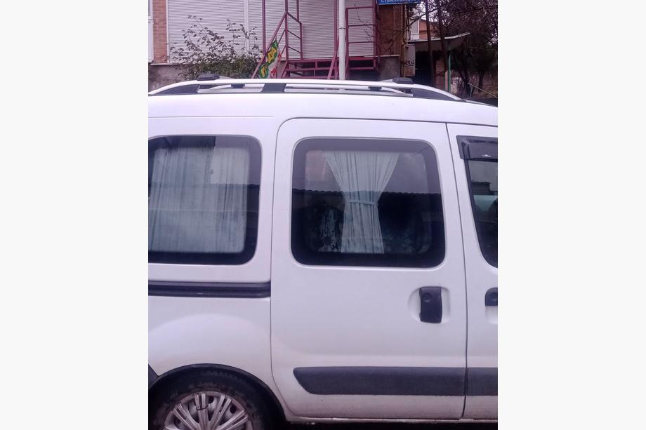 Renault Kangoo 1998-2008 Bare longitudinale Skyport (gri mat) Foto 2