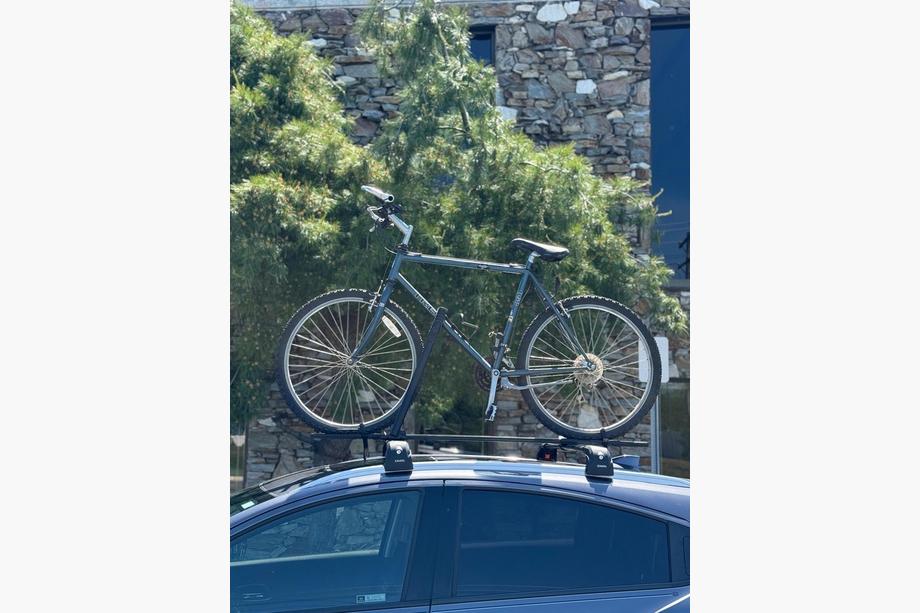 Suport bicicleta pentru bare transversale portbagaj Foto 34