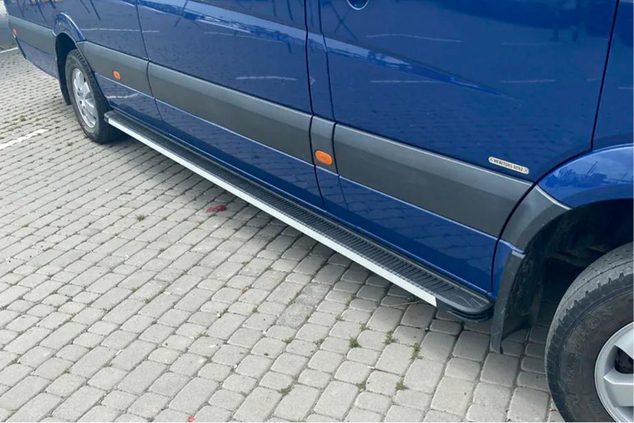 Mercedes Sprinter W906 2006–2018 Praguri Laterale Maya (2 buc, Aluminiu) Image