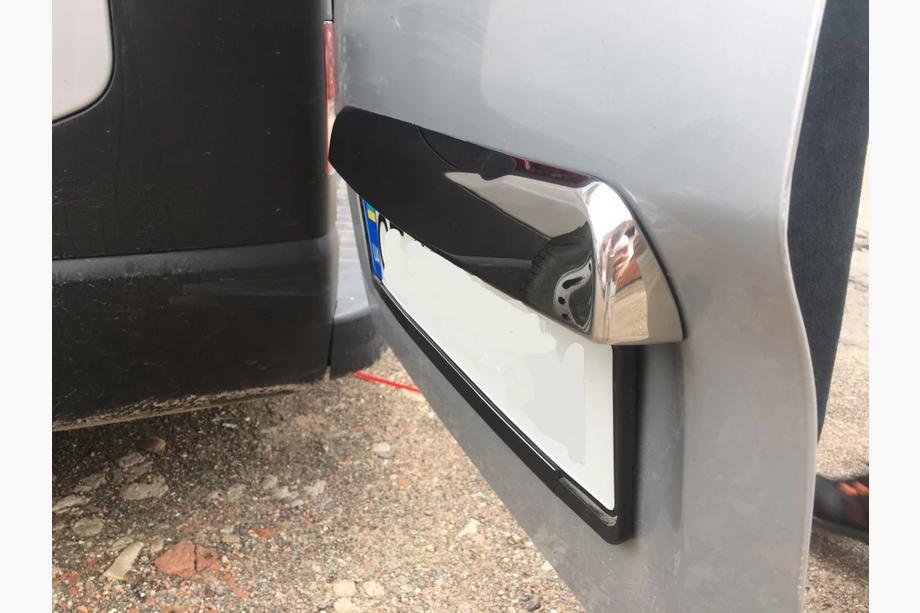 Fiat Talento 2016- Ornament cromat deasupra placutei de inmatriculare (inox) Foto 5