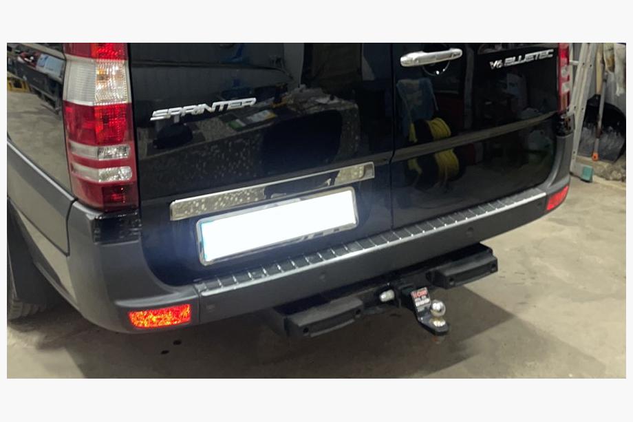 Mercedes Sprinter W906 2006–2018 Ornament inox deasupra placutei de inmatriculare OmsaLine - Otel Inoxidabil Italian Foto 5