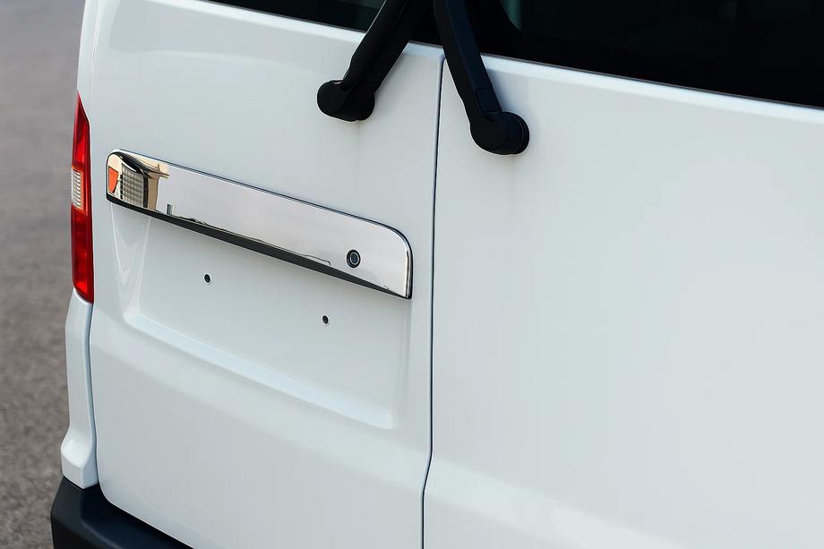 Volkswagen T5 Multivan 2003–2010 Ornament inox deasupra numarului pentru usi spate batante Image