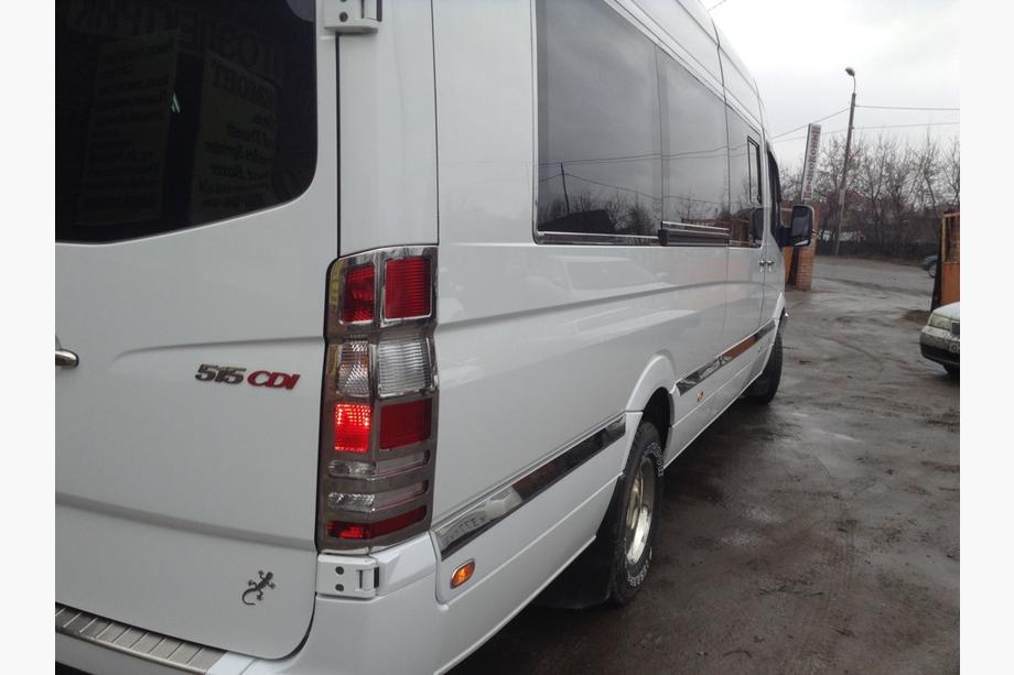 Mercedes Sprinter W906 2006–2018 Molduri usi din inox Ampatament mediu. OmsaLine - Otel inoxidabil italian Foto 7