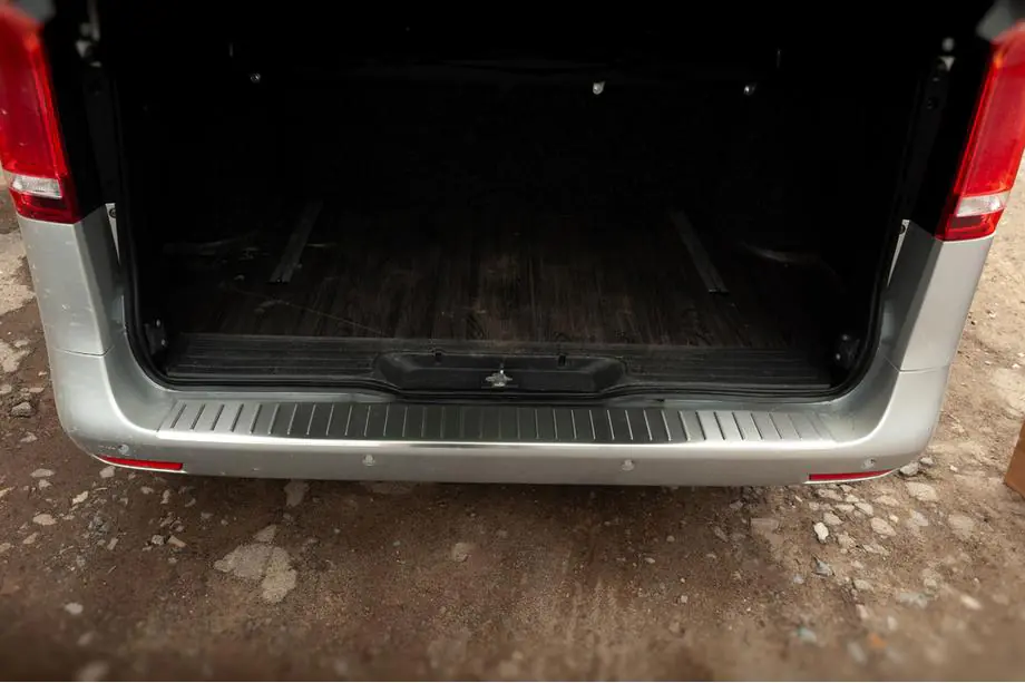 Mercedes Vito/V-class W447 2014- Protectie bara spate OmsaLine inox Image
