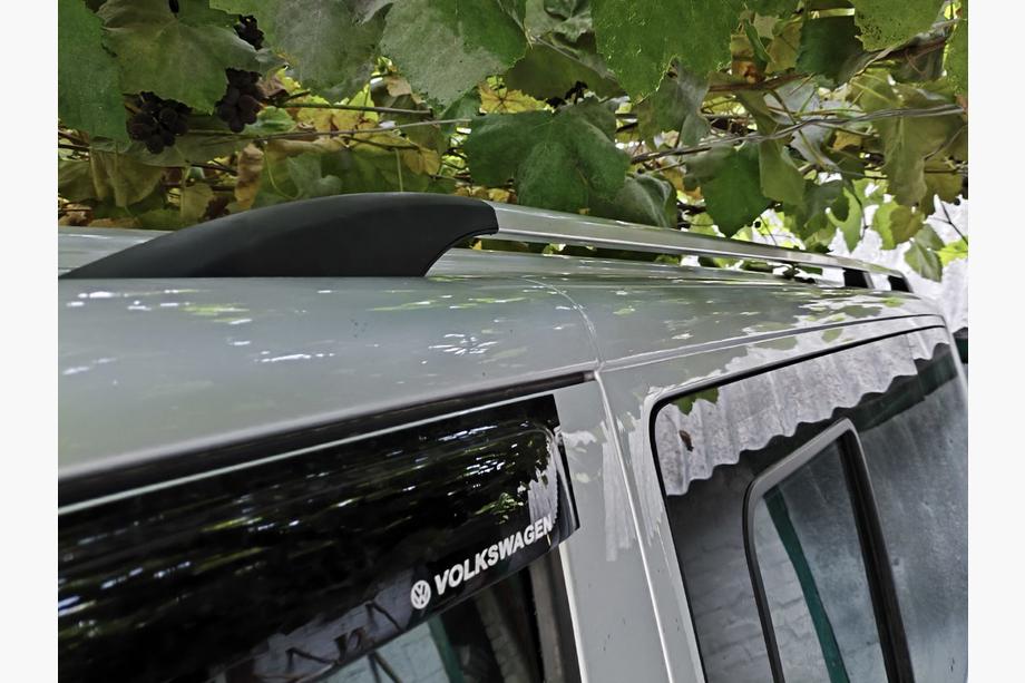 Volkswagen T5 Multivan 2003–2010 Bare Longitudinale Crom Baza scurta, picioare din plastic Foto 13