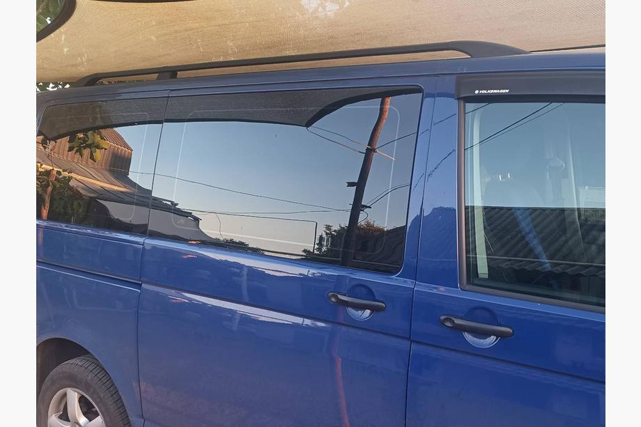 Volkswagen T5 2010-2015 Bare longitudinale negre Baza lunga, picioare din plastic Foto 18
