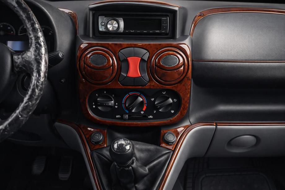 Fiat Doblo I 2005-2010 Capace Panou Bord Aluminiu Image