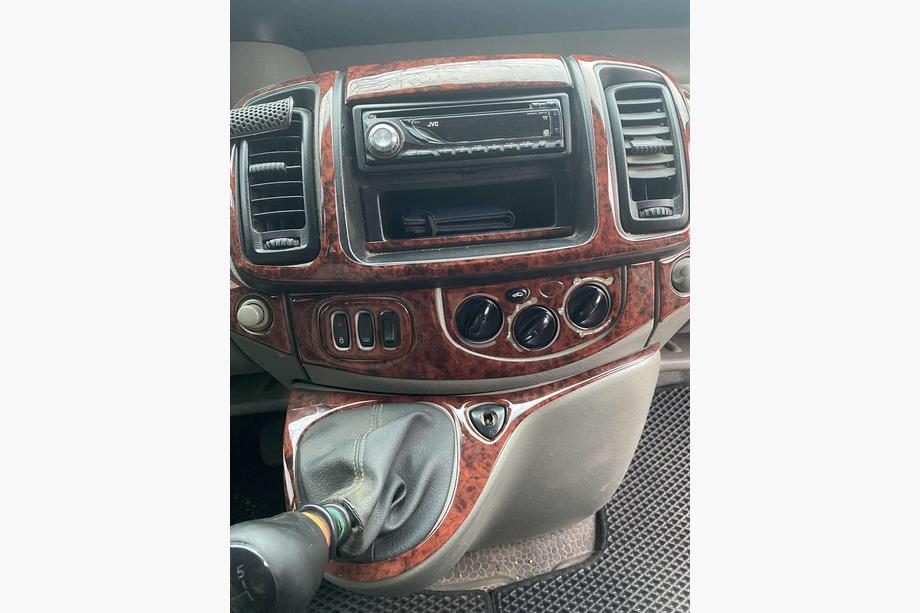 Renault Trafic 2001–2015 Capace Panou Bord Negru Foto 3