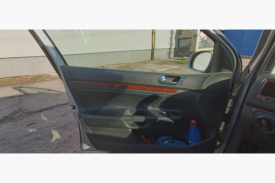 Volkswagen Golf 5 2003-2009 Capace Panou Bord Carbon Foto 4