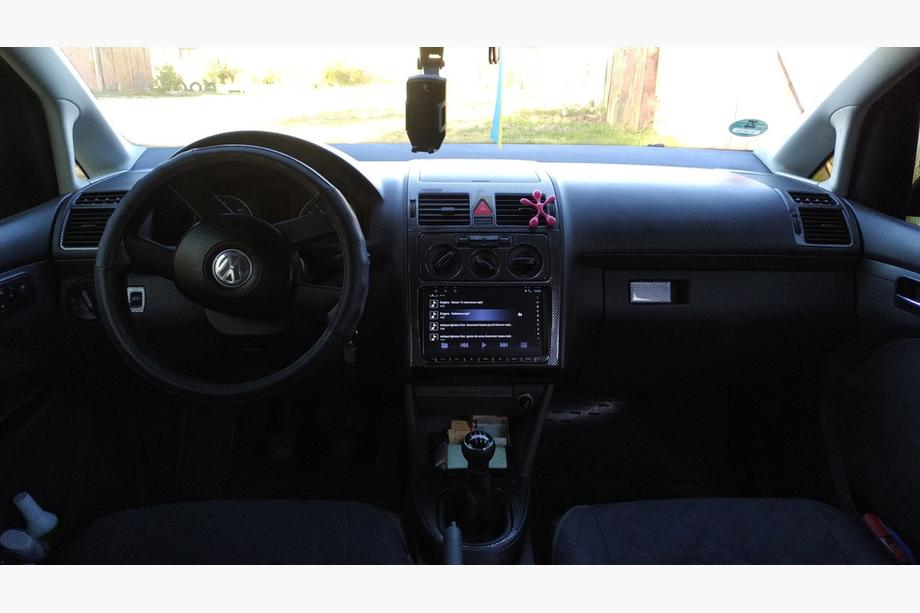 Volkswagen Touran 2003-2010 Capace Panou Bord Carbon Foto 18