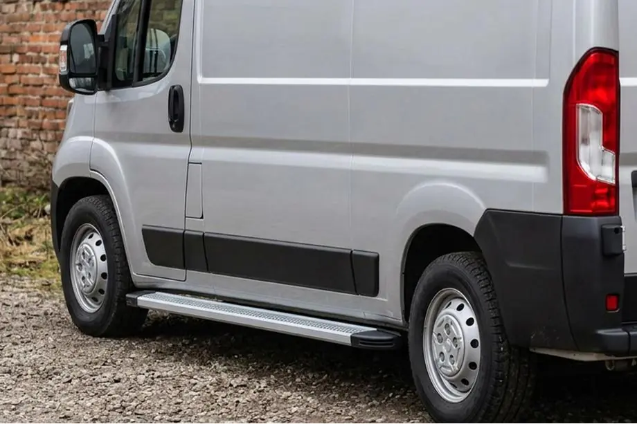 Fiat Ducato 2006-2025 Praguri Laterale Maya V2 (2 buc, Aluminiu) Image