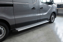 Renault Trafic 2001–2015 Praguri Laterale Maya V2 (2 buc, Aluminiu) foto 1