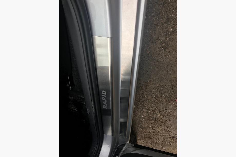 Skoda Rapid 2012-2019 Protectii praguri Nataniko (8 buc, inox) Premium - Banda 3M, 0.8 mm Foto 4