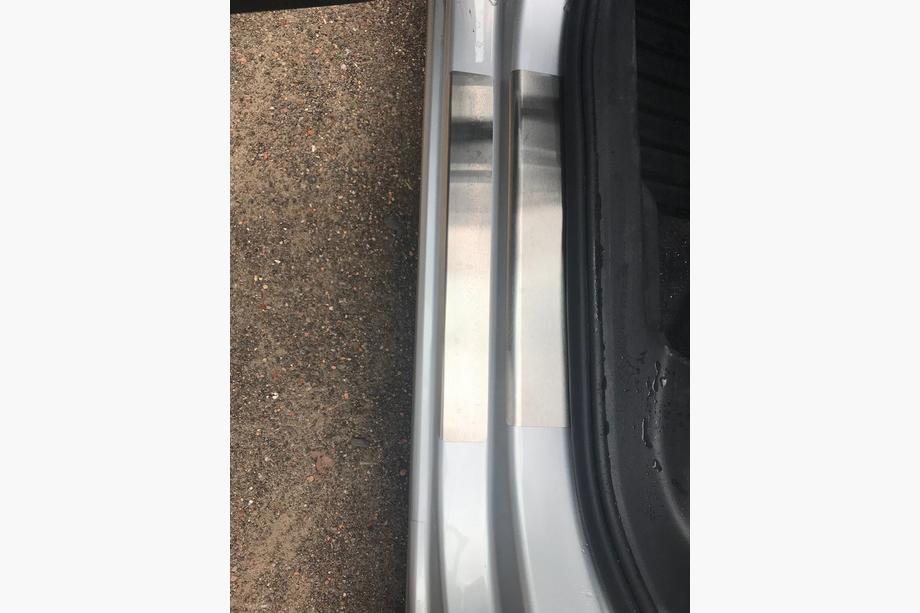 Skoda Rapid 2012-2019 Protectii praguri Nataniko (8 buc, inox) Premium - Banda 3M, 0.8 mm Foto 5