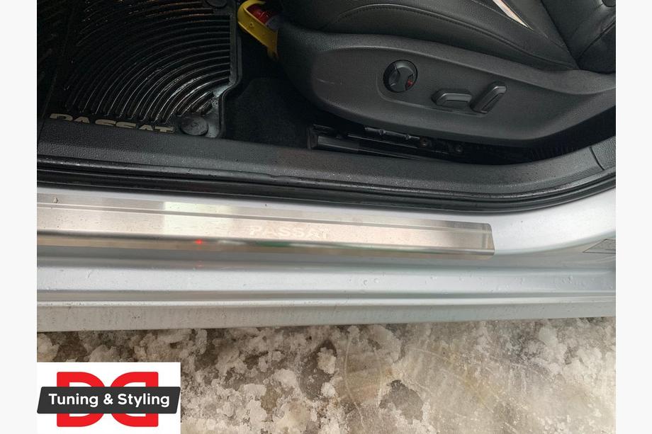 Volkswagen Passat B7 2012-2015 Protectii praguri Nataniko (4 buc, inox) Europa, Standard - Banda Lohmann, 0.5 mm Foto 4