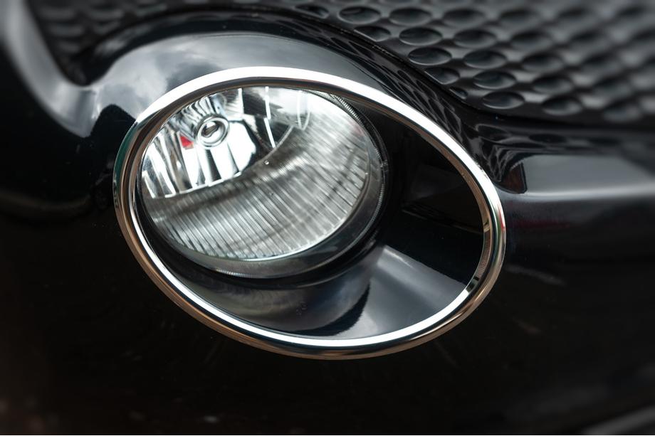 Nissan Juke 2010-2019 Capace cromate pentru faruri fata (2 buc, inox) Image