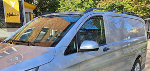 Mercedes Vito/V-class W447 2014- Bare longitudinale negre ELITE (picioare plastic) foto 17