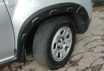 Dacia Duster 2008-2018 Extensii aripi cu margini (8 buc, plastic) foto 11