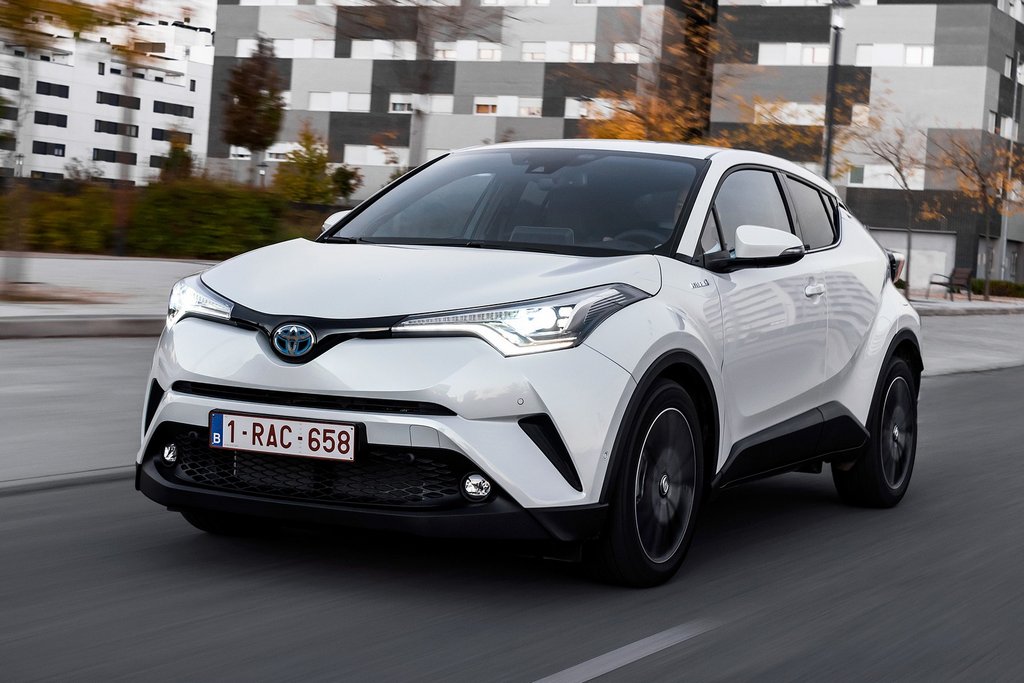 Review crossover hibrid Toyota C-HR