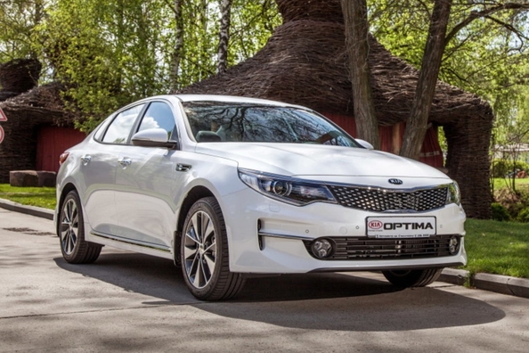 Prezentare actualizată a modelului Kia Optima