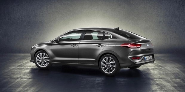 Hyundai a prezentat două noi modele din familia i30