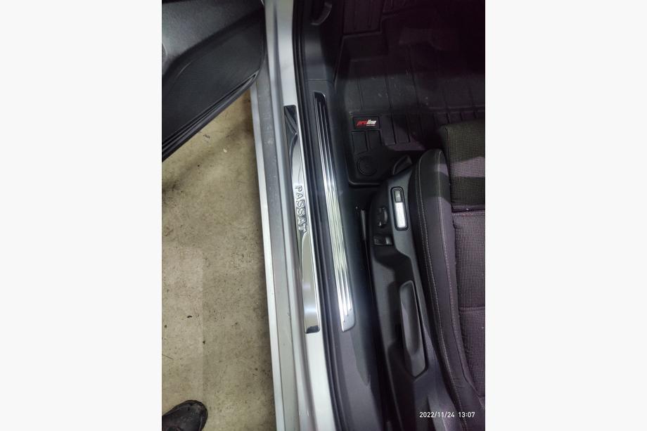 Volkswagen Passat B8 2015-2023 Praguri OmsaLine Tip 1 (4 buc, Inox) Foto 4
